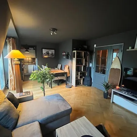 Cosy Le Chesnay Apartment